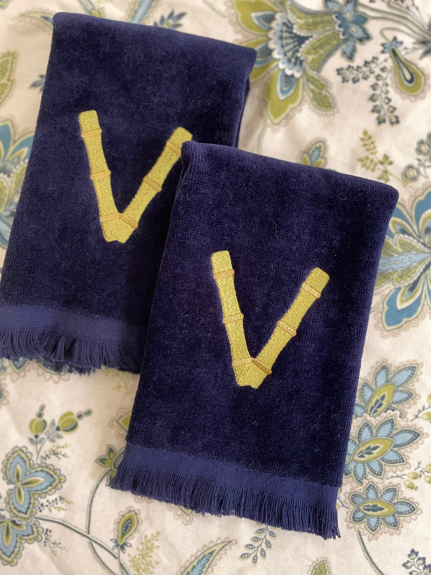 Monogrammed Fingertip towels, Bamboo Initial, personalized gifts, Christmas gift