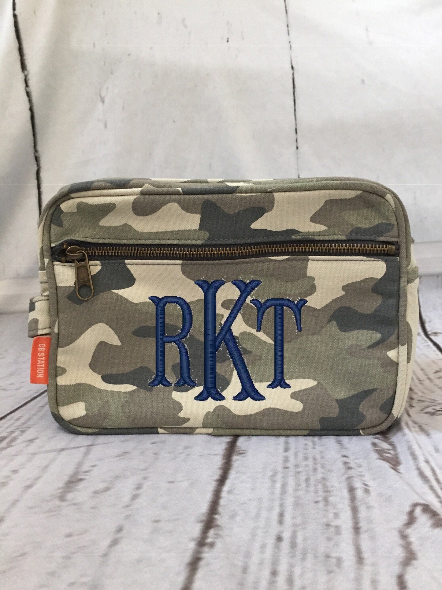 Monogrammed Dopp Kit, Camo Canvas personalized dopp kit, Christmas gift