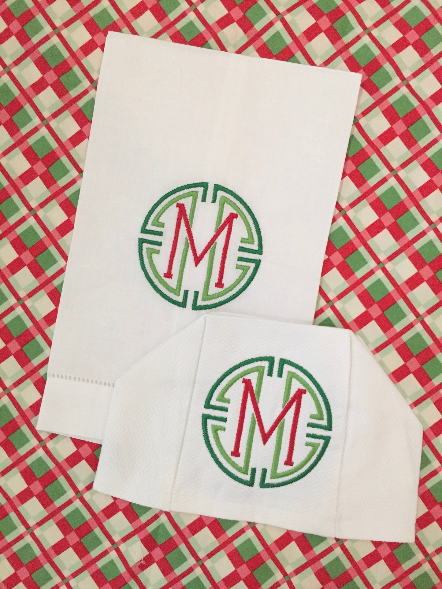 Monogrammed Cotton Pique Tea Towel, Medallion initial-Hostess Gift, monogrammed linens, personalized gift