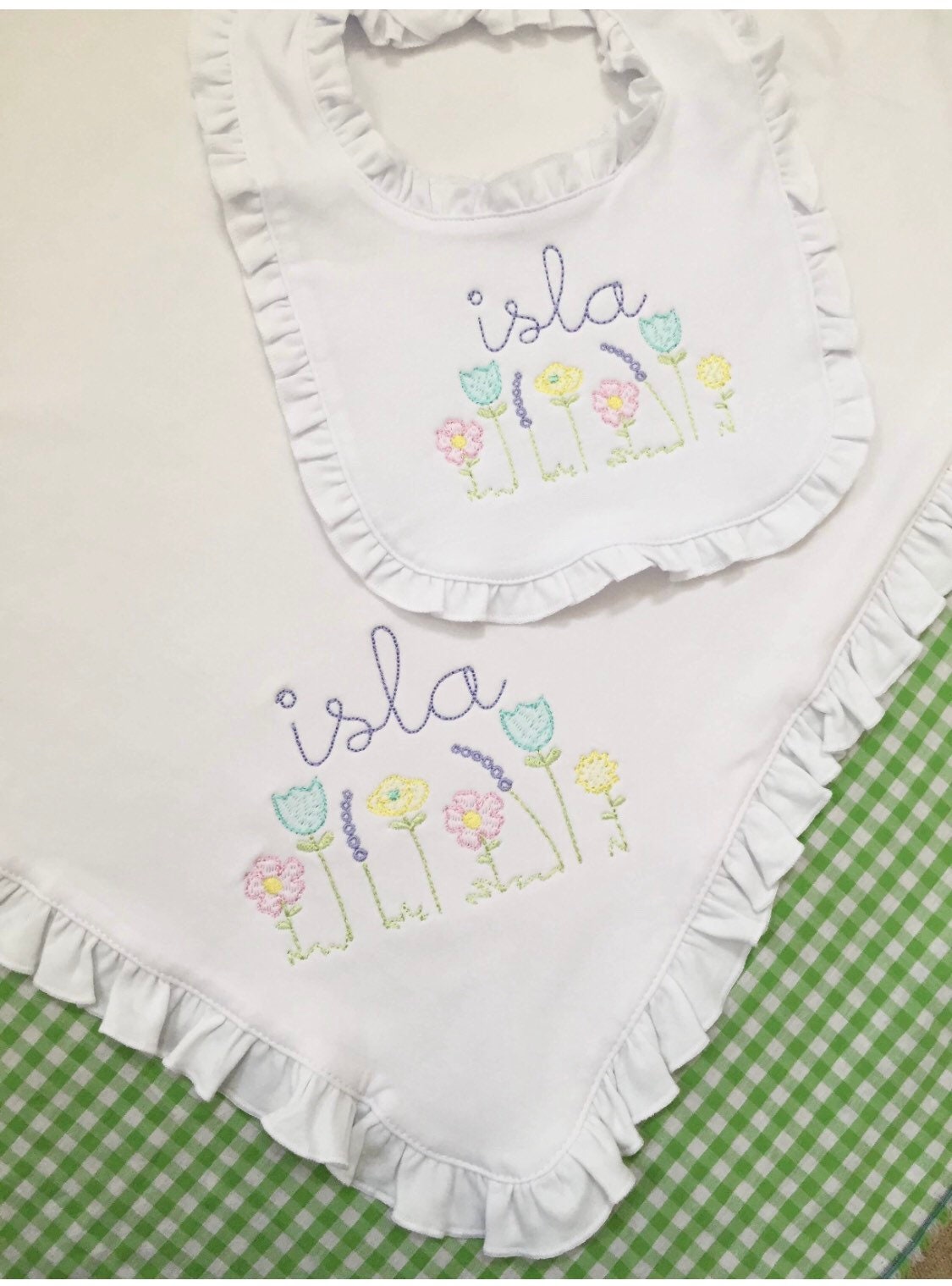 Monogrammed Baby Blanket and Bib Set, Vintage Flowers, personalized baby gift, baby shower gift