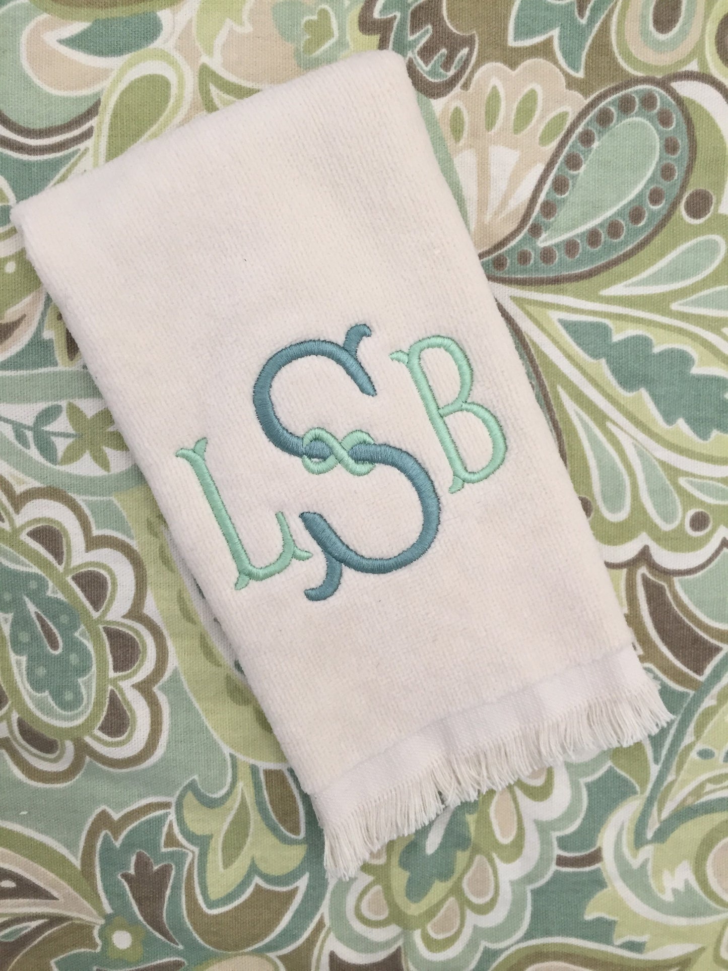 Monogrammed Fingertip towels, Ribbon Monogram, personalized gifts, Christmas gift