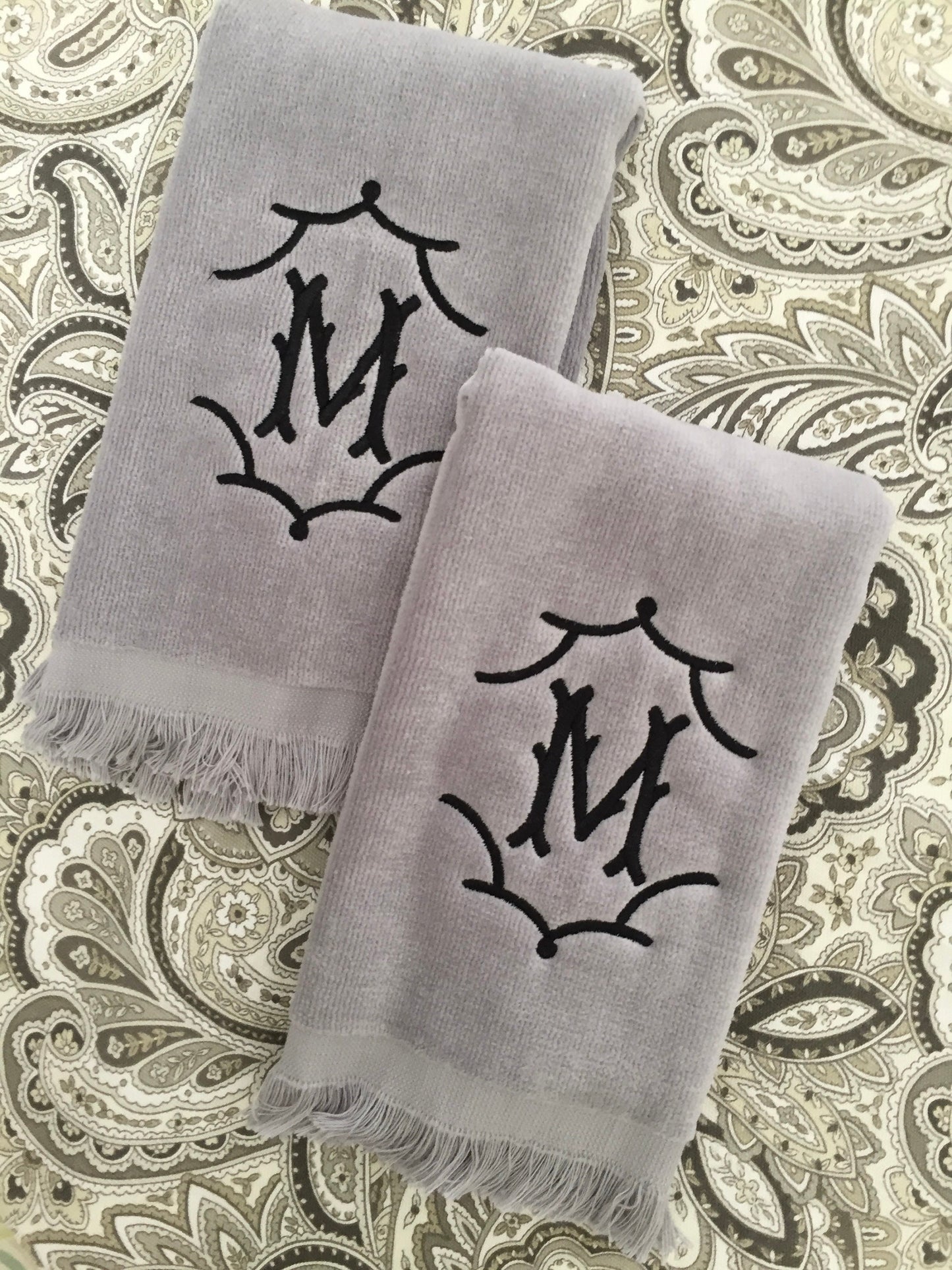 Monogrammed Fingertip towels, Temple Initial, personalized gifts, Christmas gift