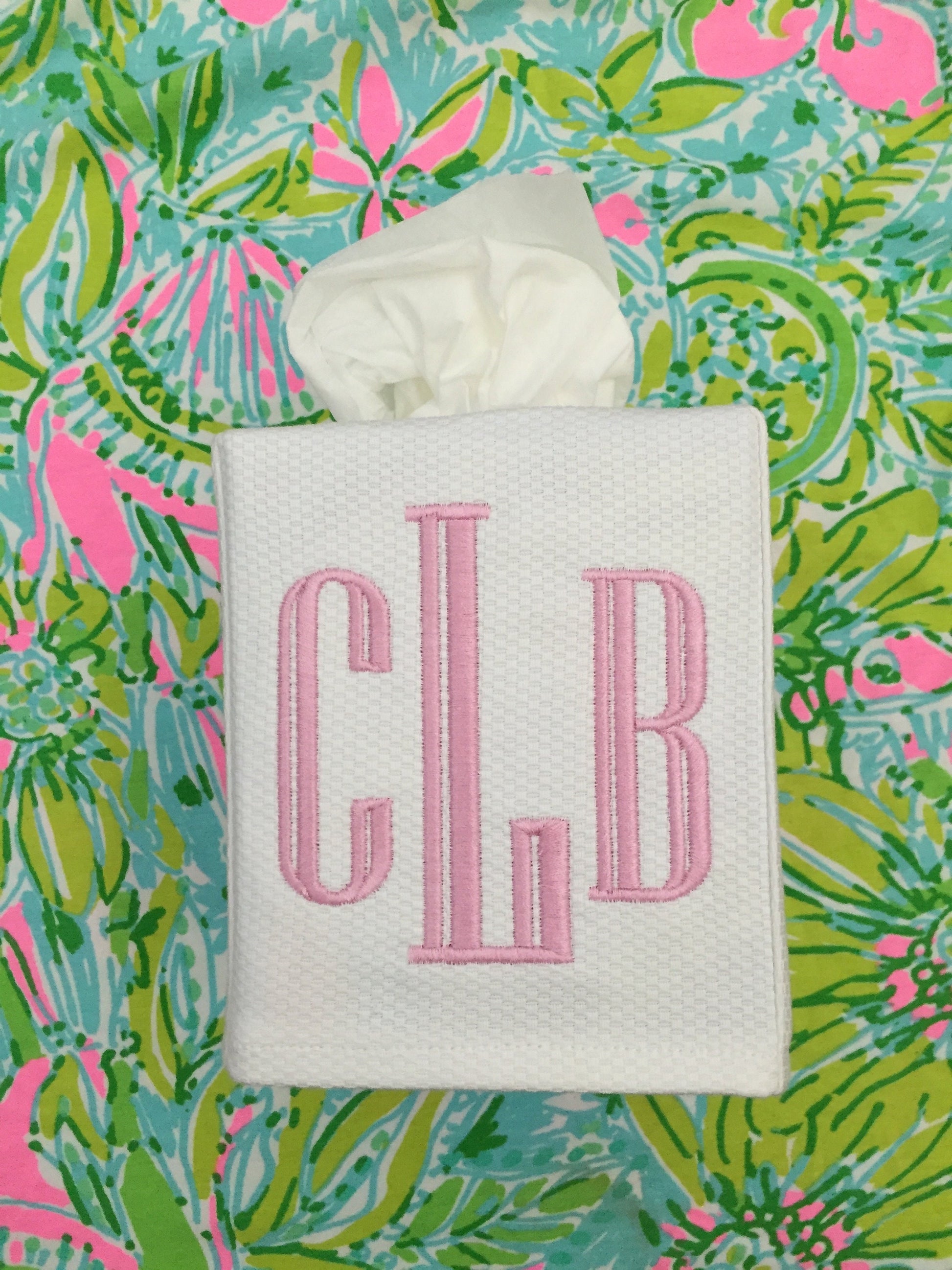 Monogrammed Linen Tissue Box Cover Bain Monogram, monogrammed gift-personalized gift-hostess gift, nursery decor