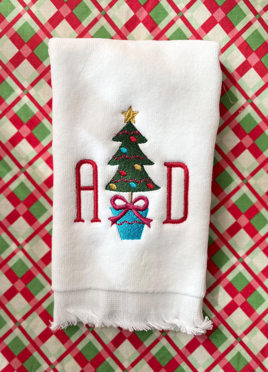Monogrammed Fingertip towels, Tree with Initials, personalized gifts, Christmas gift